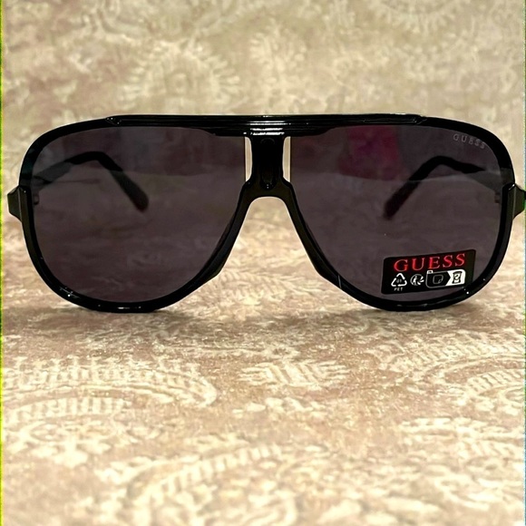 Brand New Guess Shield Aviators Black Frame Lens Metal Arms Men’s Sunglasses - Picture 1 of 15